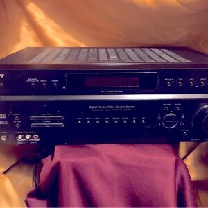 Sony STR-DE985 Stereo AM/FM stereo receiver & Home theater surround sound 6.1 ch